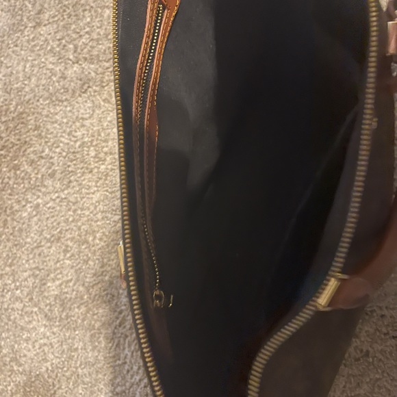 Purse - Picture 4 of 6